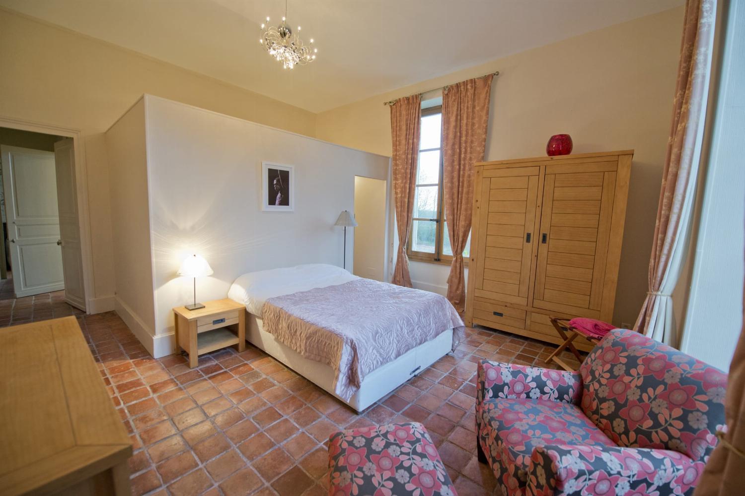 Bedroom | Rental château in Loire