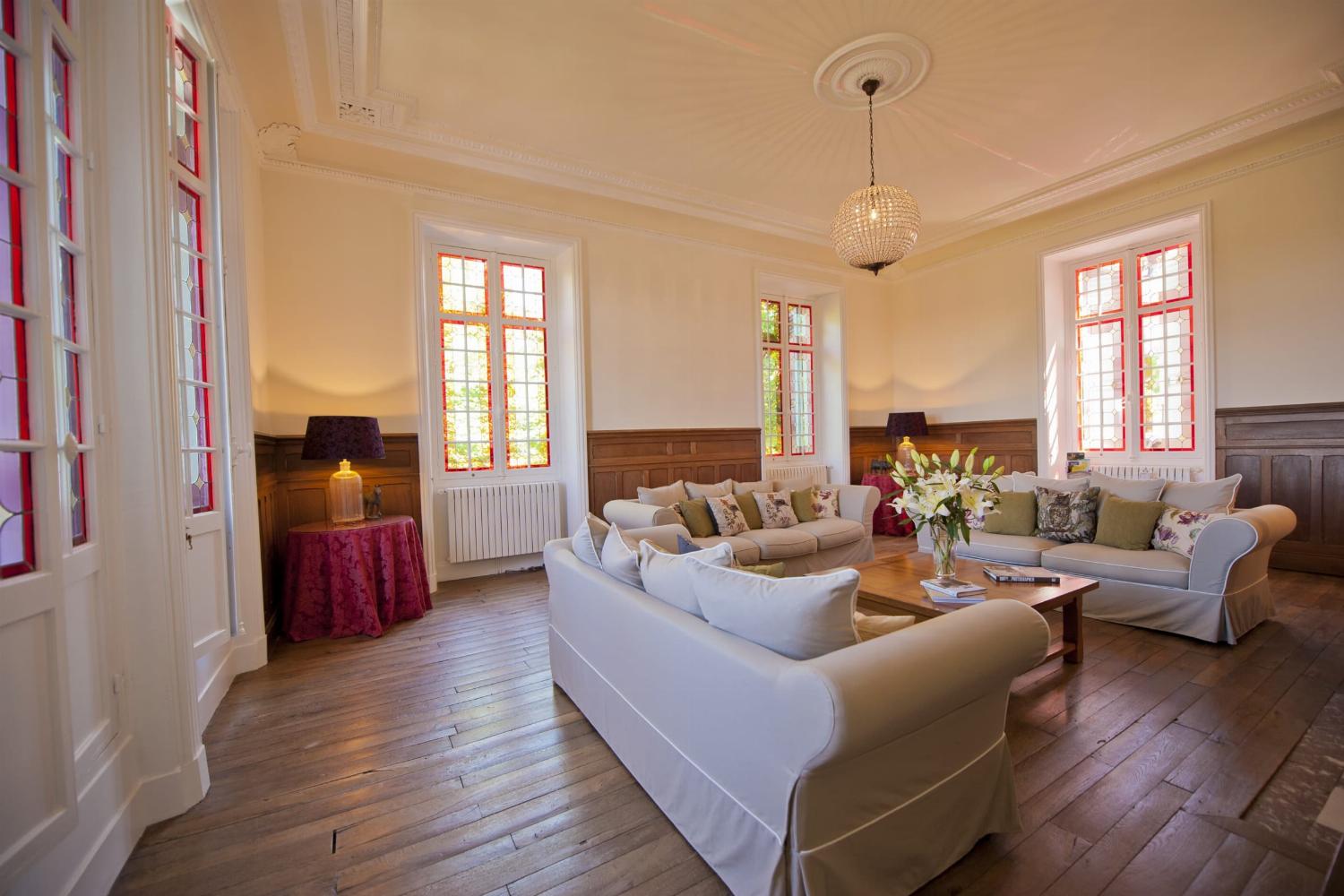 Living room | Holiday Château in Najac