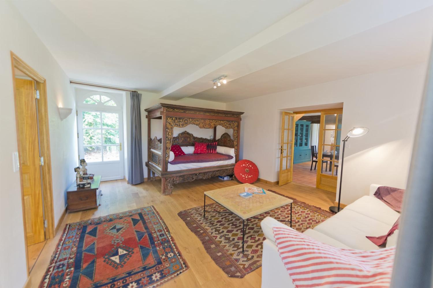 Living room | Rental home in Loire