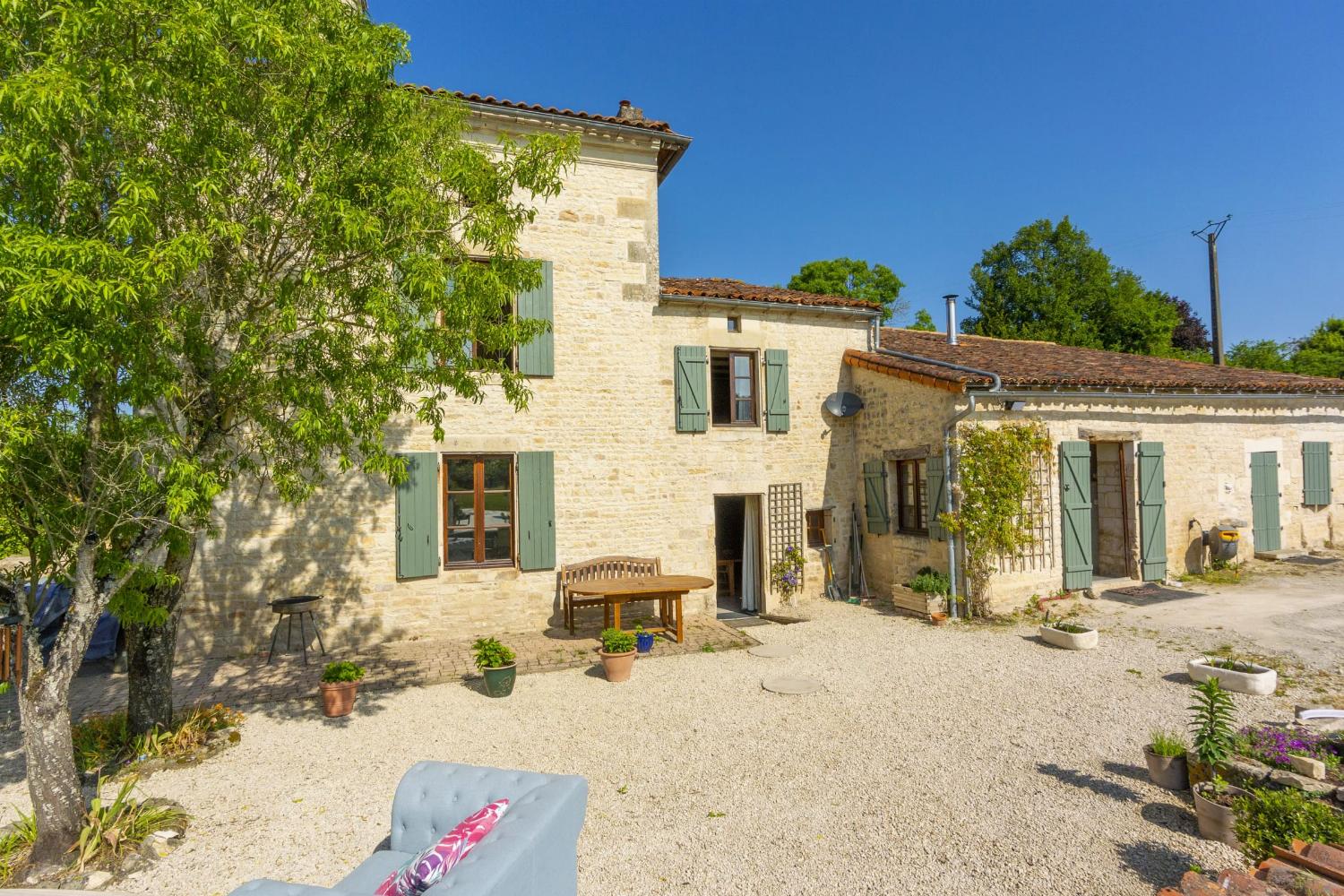 Holiday accommodation in Charente