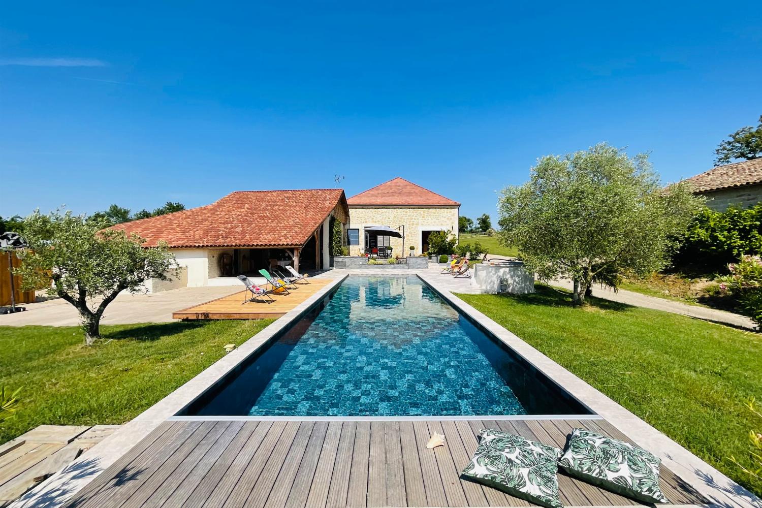 Holiday home in Lot-et-Garonne with private heated pool