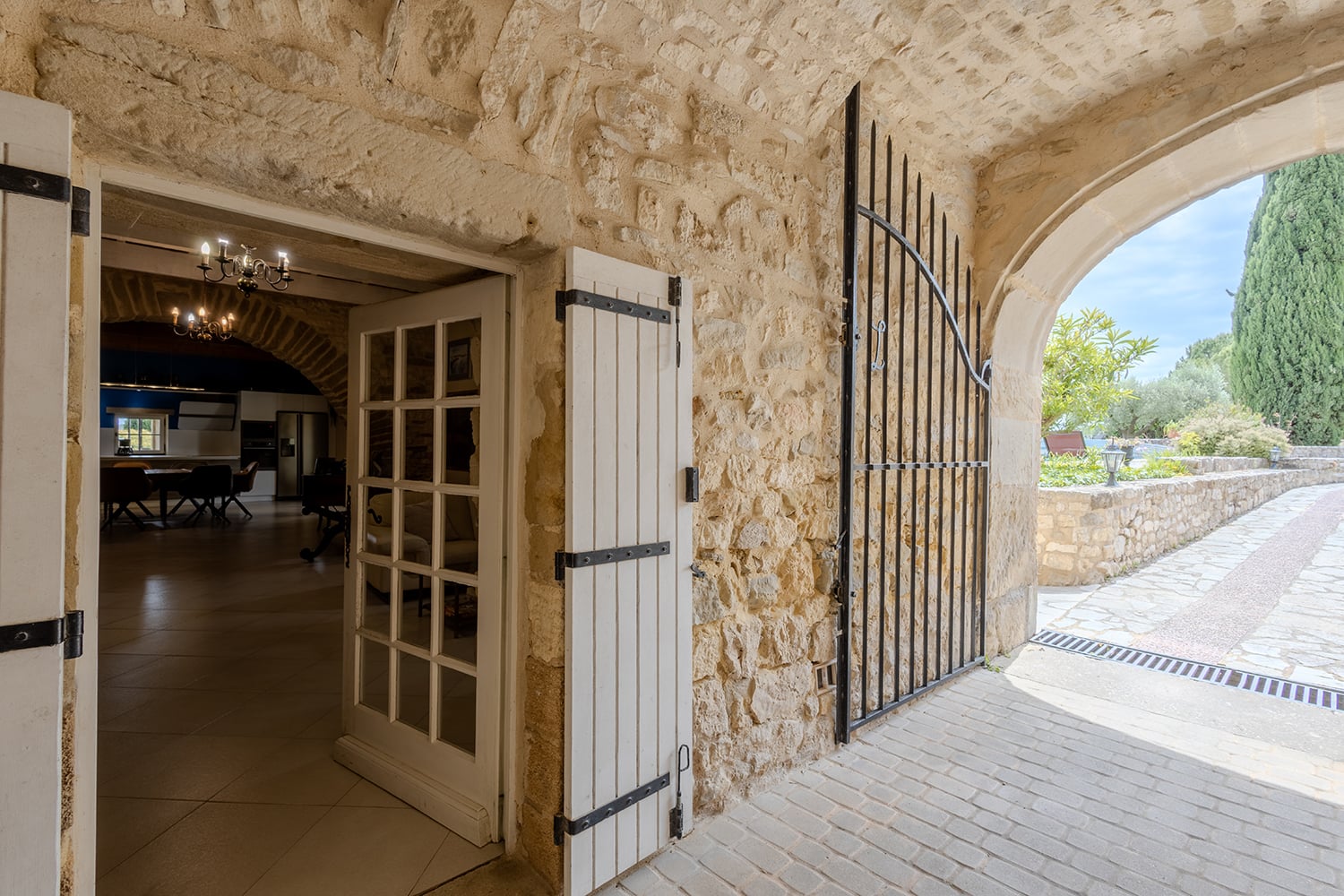 Entrance | Holiday home in Blauzac Entrance | Holiday home in Blauzac
