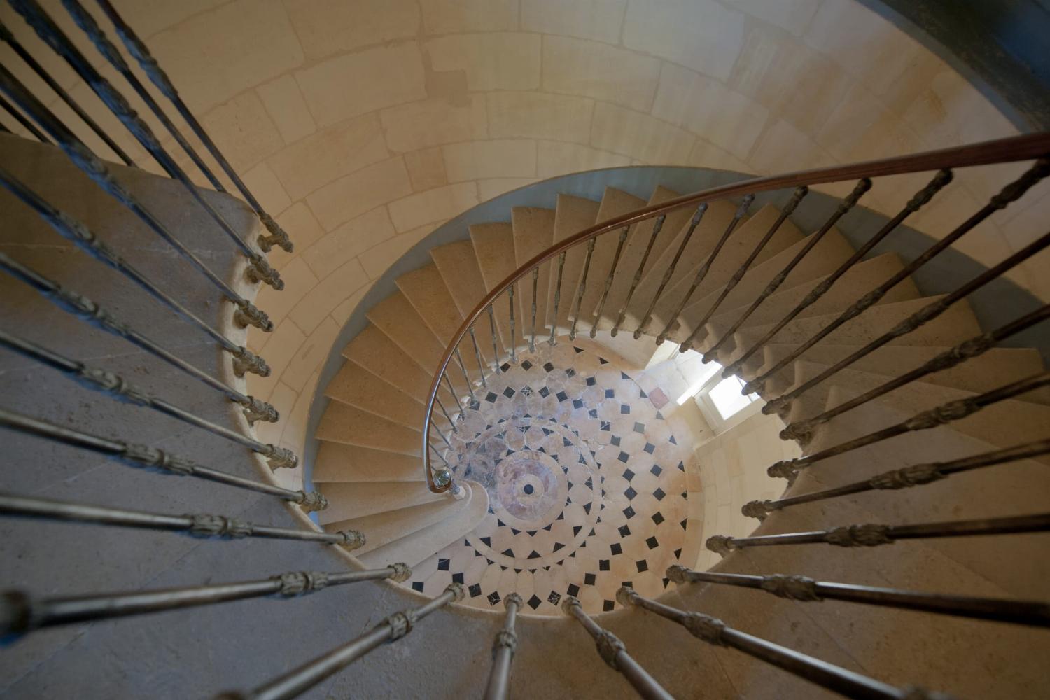 Staircase | Holiday château in Gironde