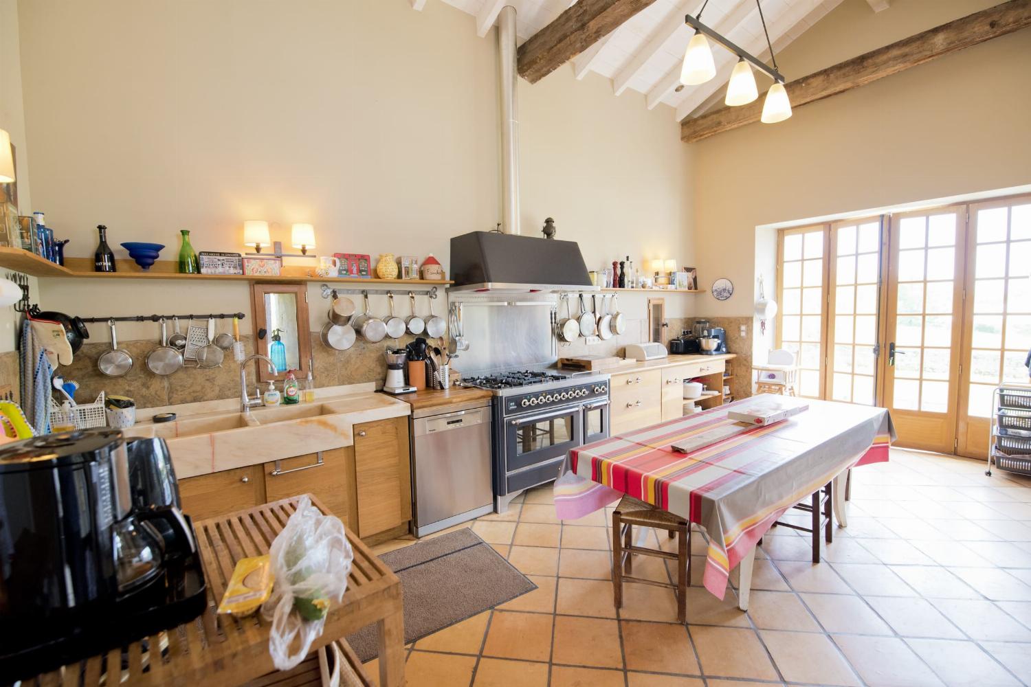 Kitchen | Holiday home in Pyrénées-Atlantiques