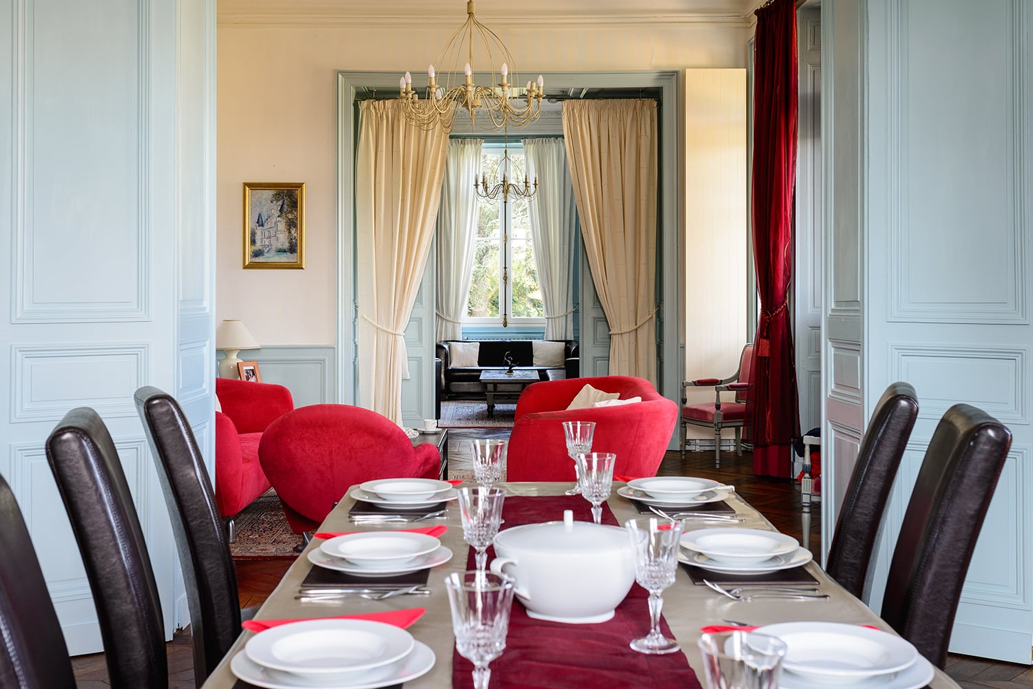 Dining room | Holiday chateau in Dignac Dining room | Holiday chateau in Dignac