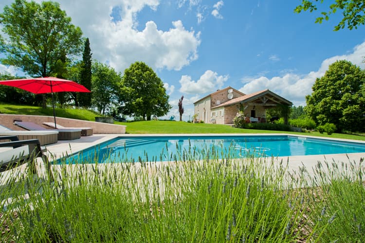 Selfcatering holiday rentals with private pools in France Pure France