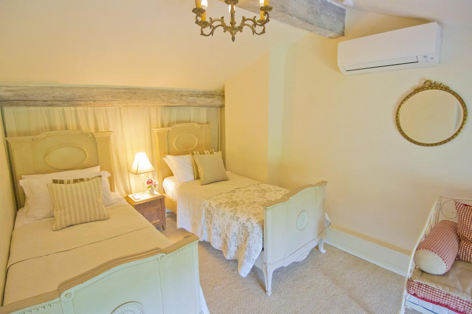 Bedroom | Rental home in Provence