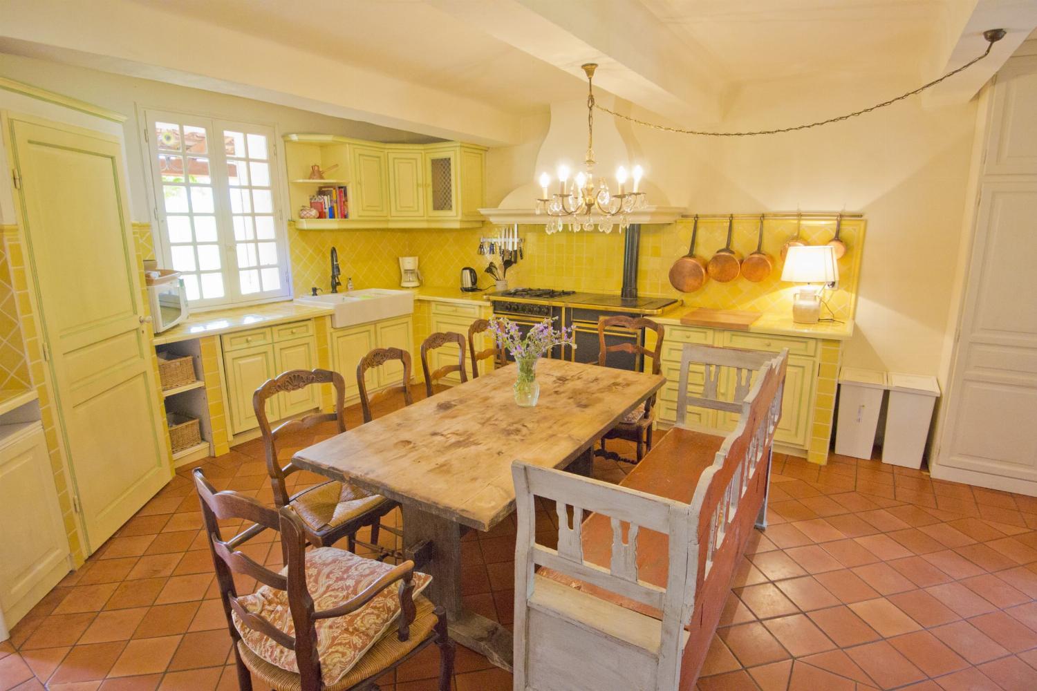 Kitchen | Rental home in Provence