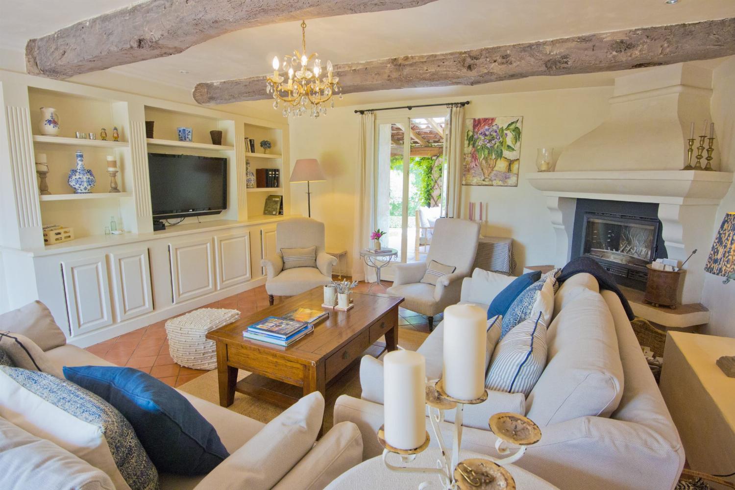 Living room | Rental home in Provence
