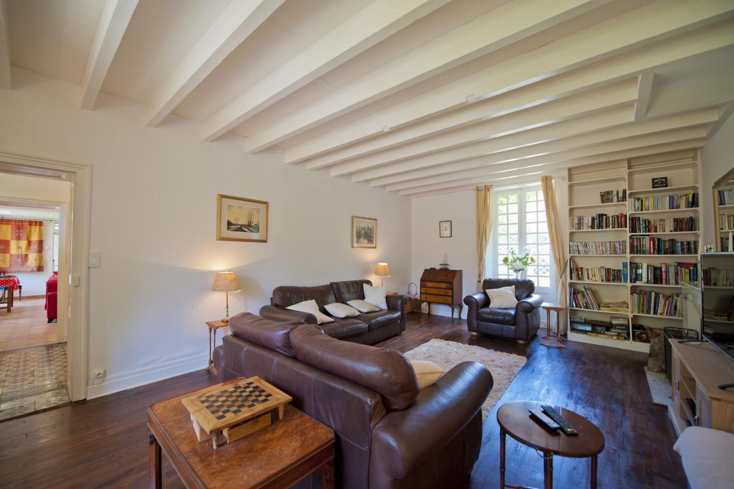 Living room | Rental accommodation in Charente