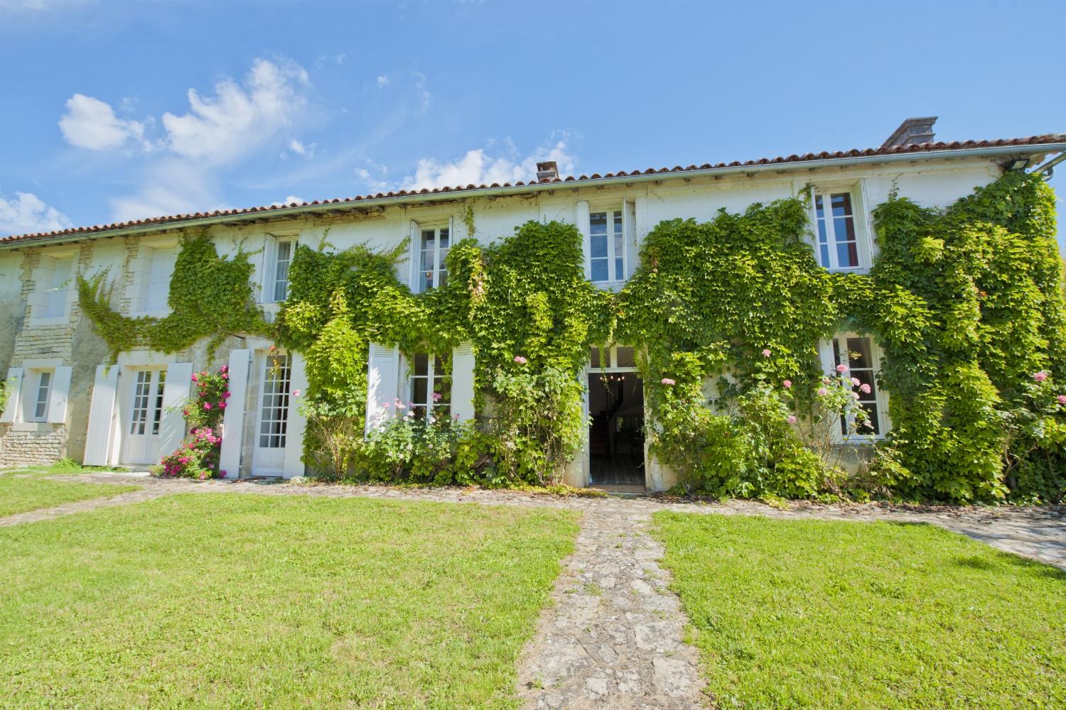 Rental accommodation in Charente