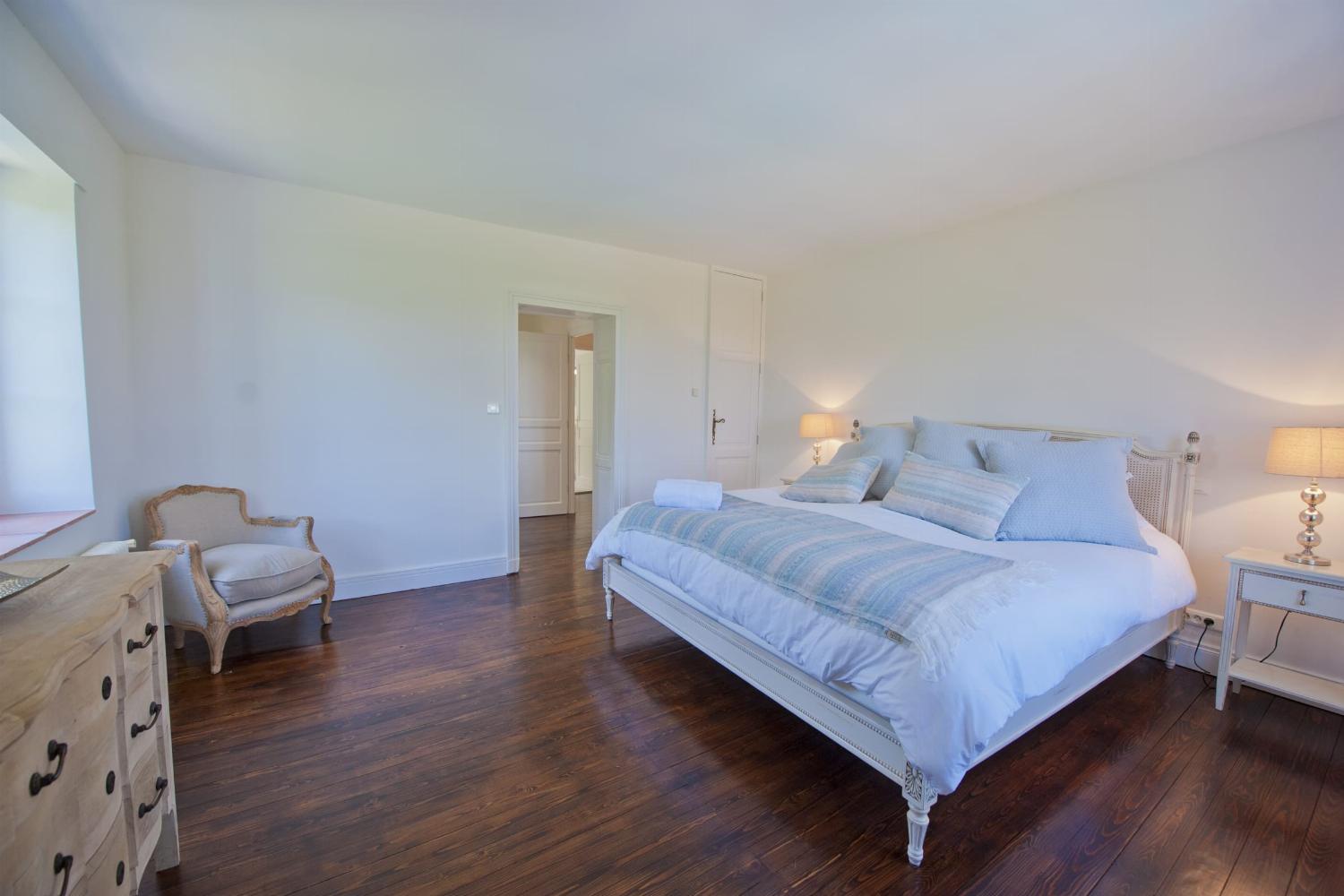 Bedroom | Rental home in Dordogne