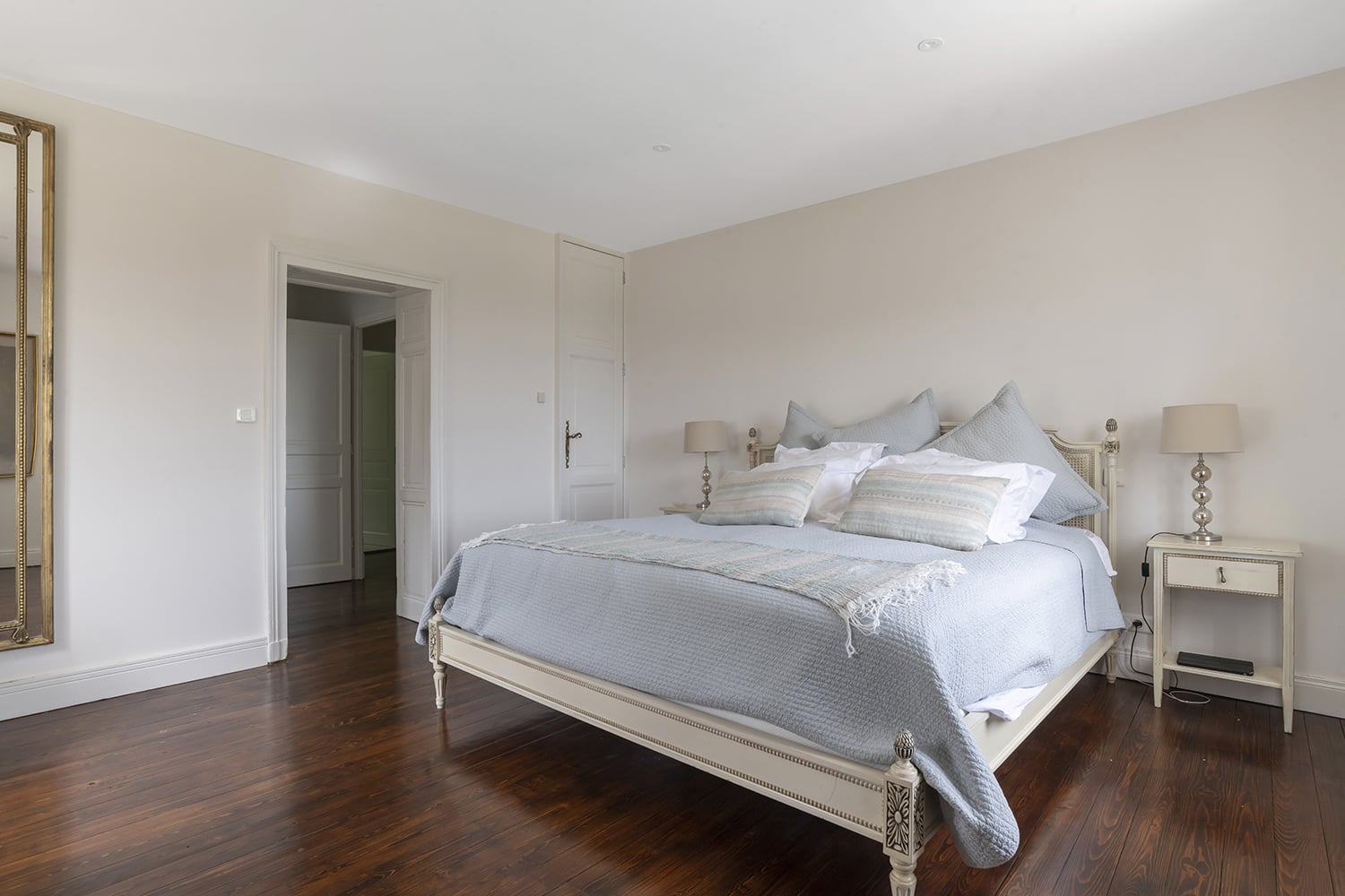Bedroom | Rental home in Dordogne