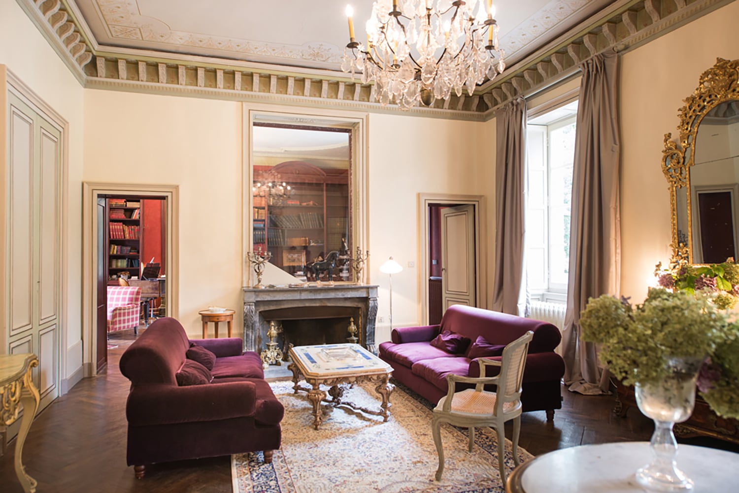 Sitting room | Holiday château in Tailly Sitting room | Holiday château in Tailly