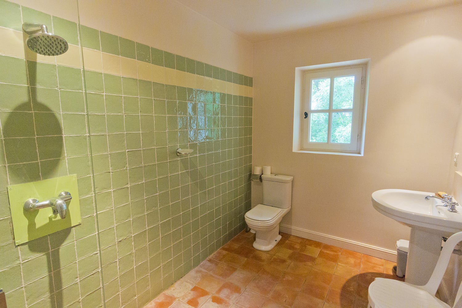 Bathroom | Rental home in Provence