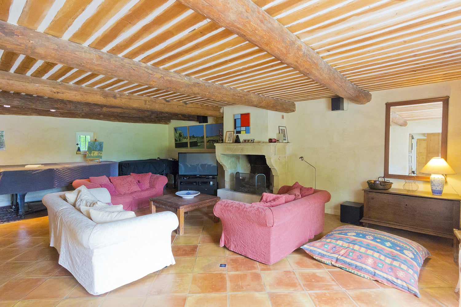 Living room | Rental home in Provence