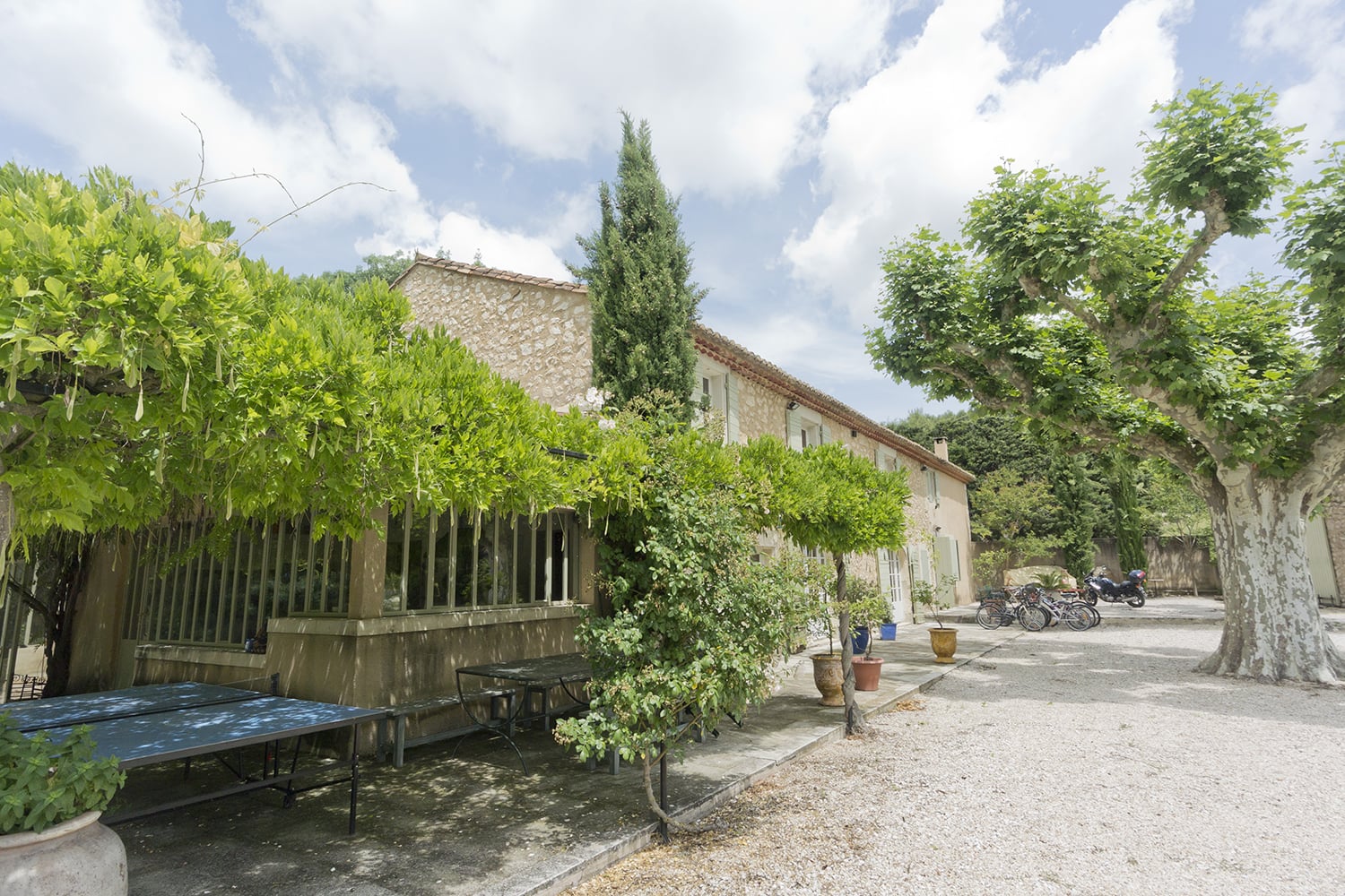 Terrace with table tennis