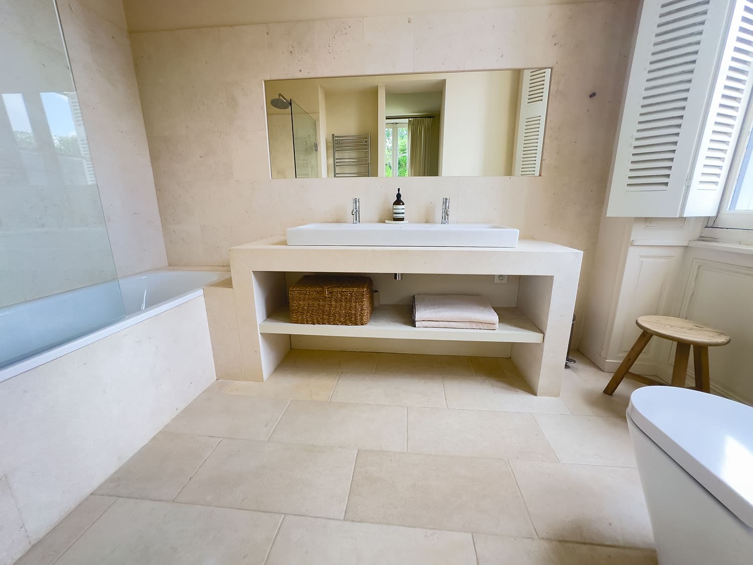 Bathroom | Holiday home in Loire