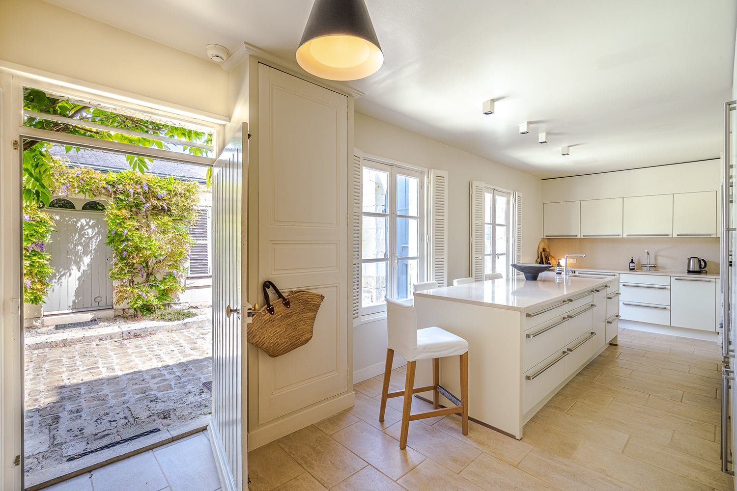 Kitchen | Holiday home in Richelieu