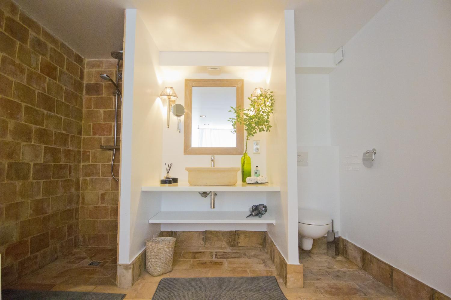 Bathroom | Holiday villa near Pont du Gard