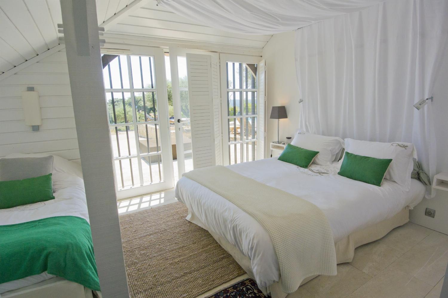 Bedroom | Holiday villa near Pont du Gard