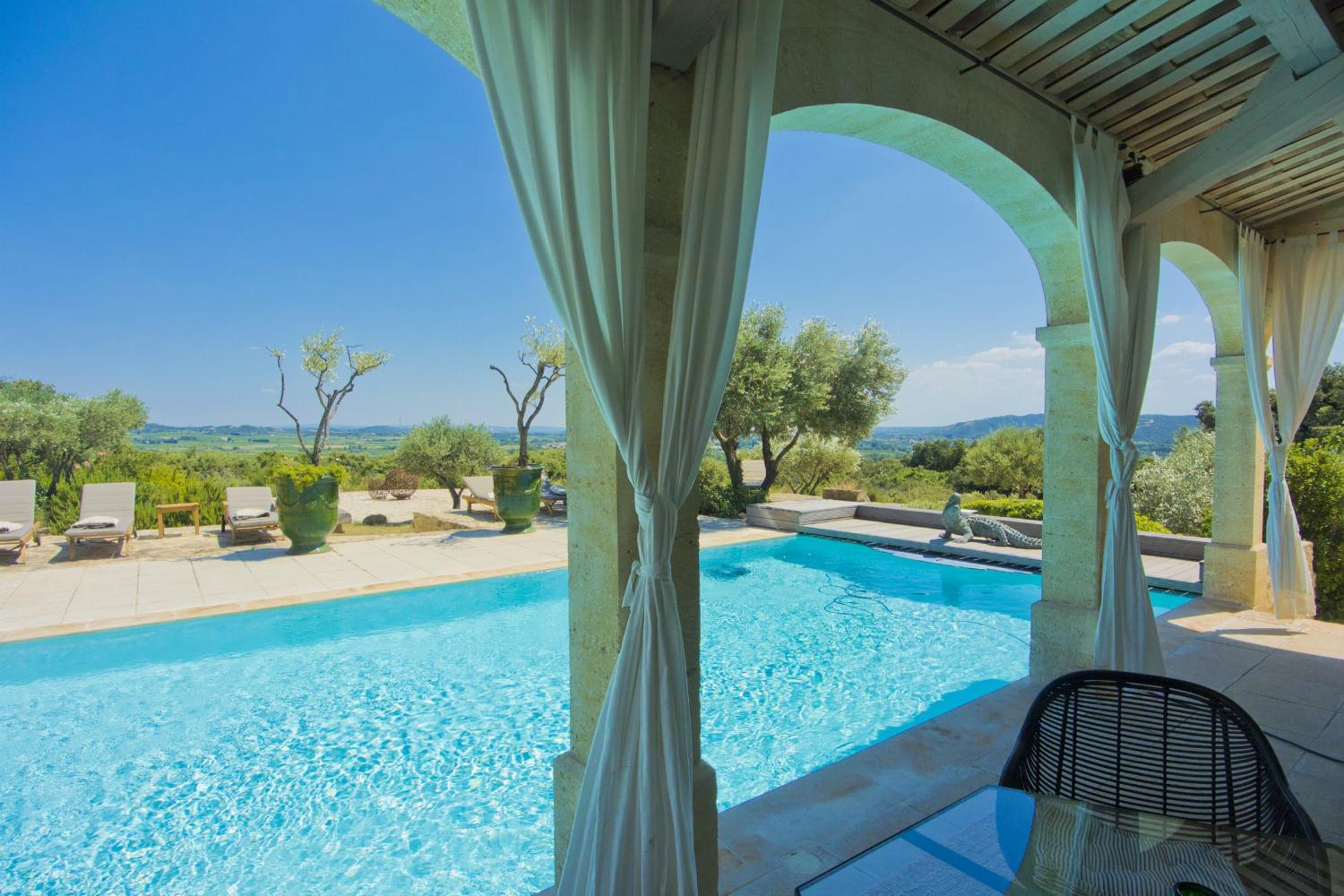 Private pool