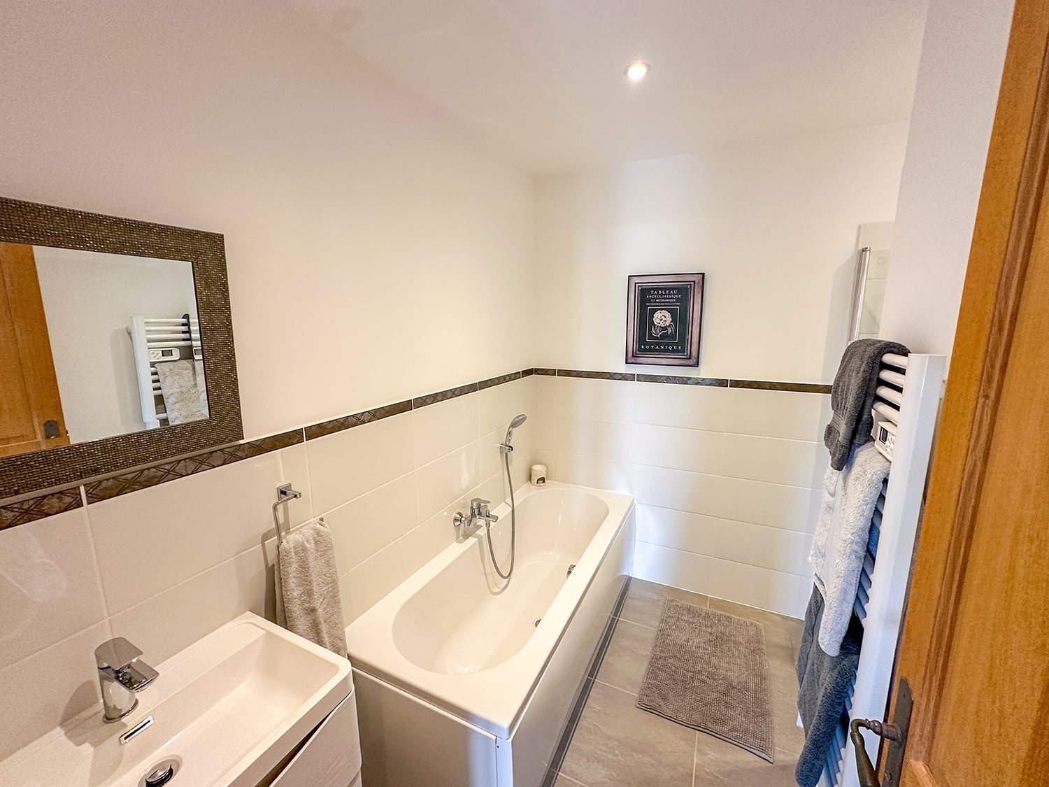 Bathroom | Holiday home in South of France