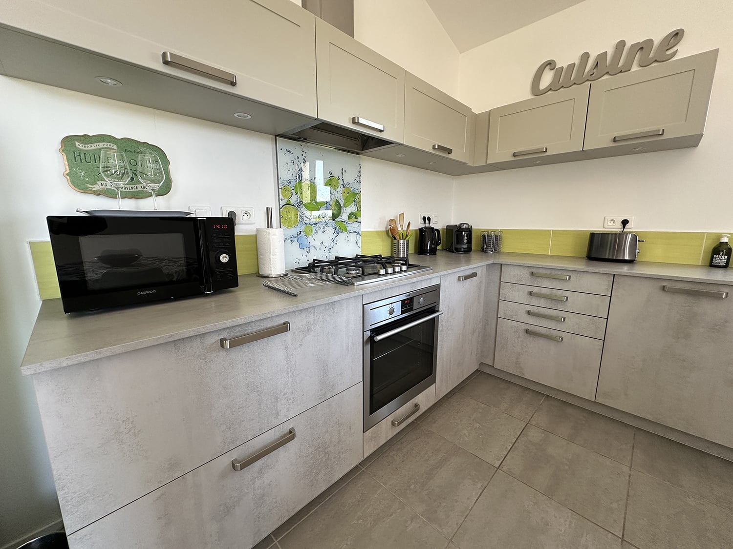 Kitchen | Holiday home in South of France