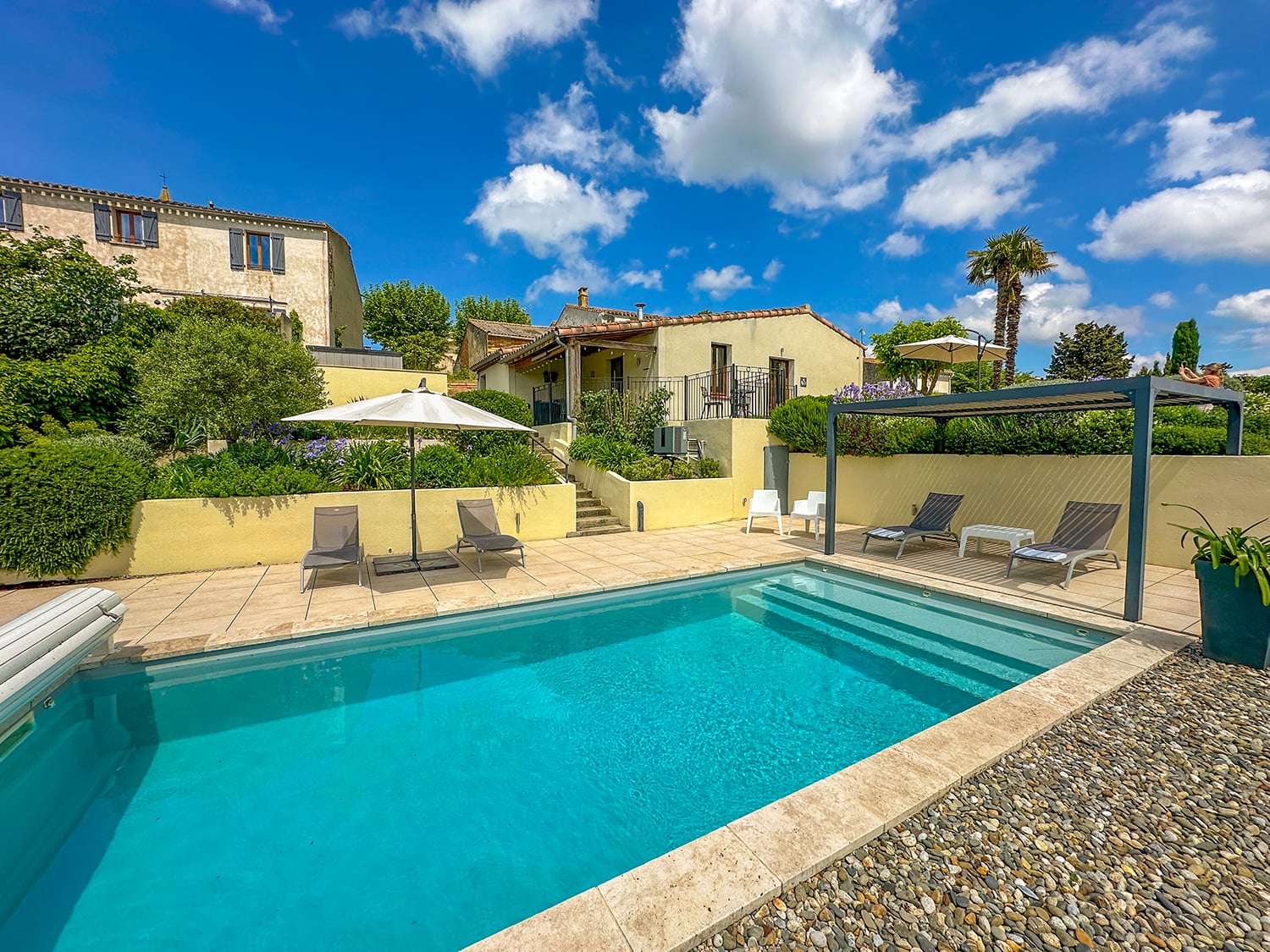 Private pool