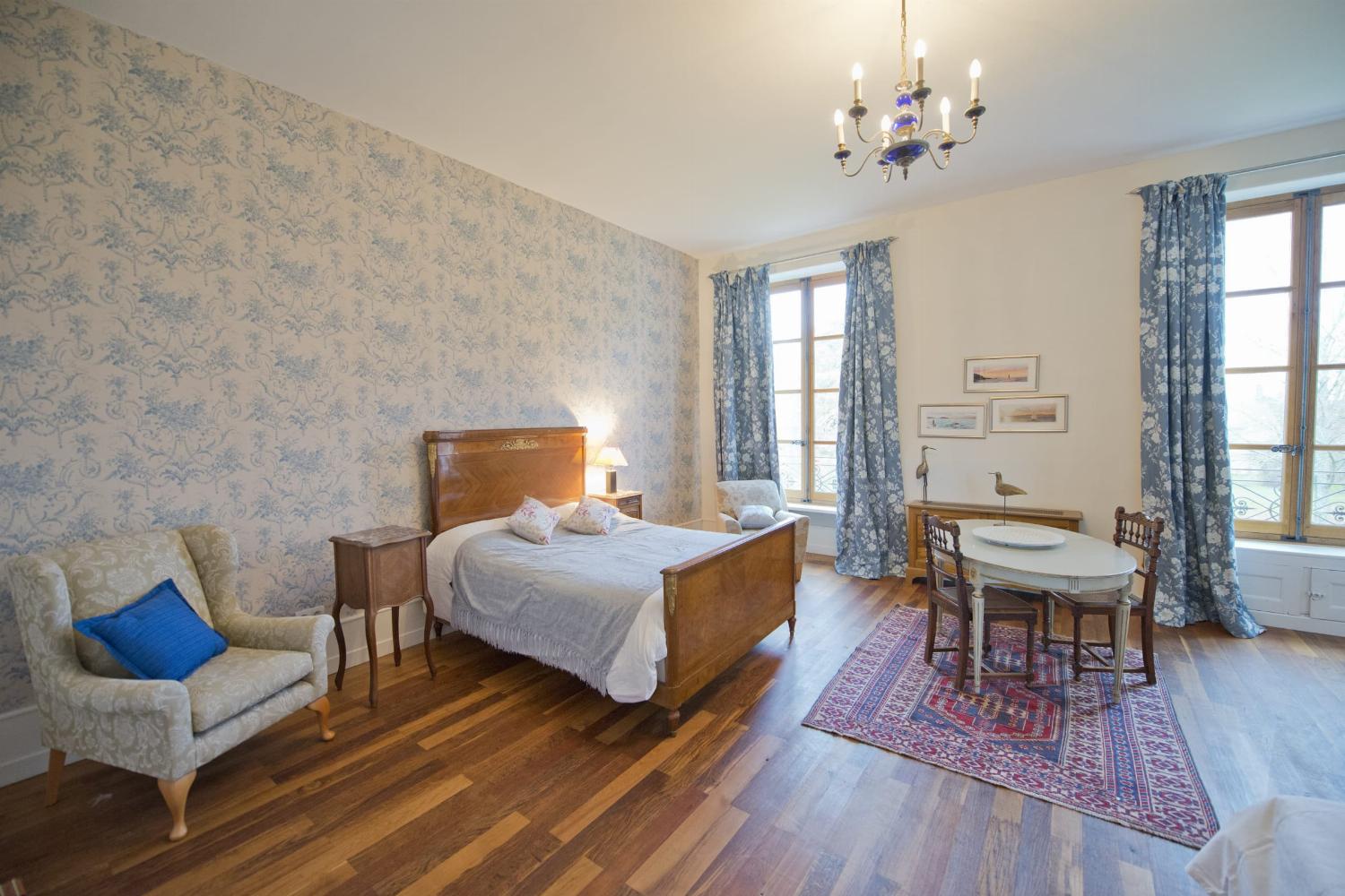 Bedroom | Rental château in Loire