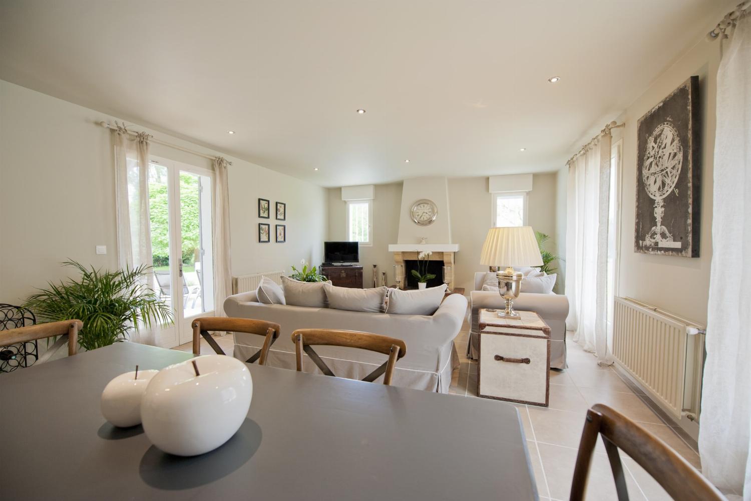 Living room | Holiday villa in Gironde