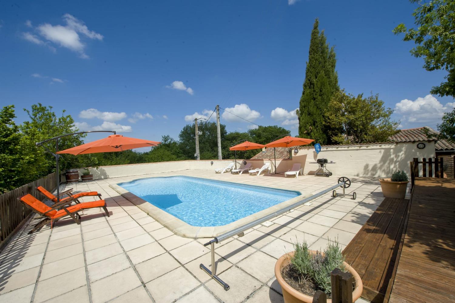 Private pool