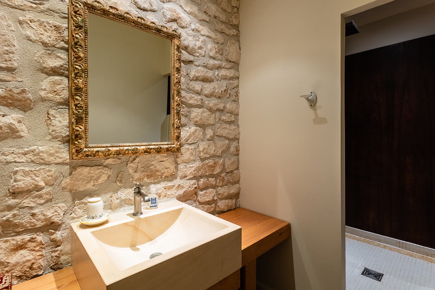 Bathroom | Holiday home in Nouvelle-Aquitaine