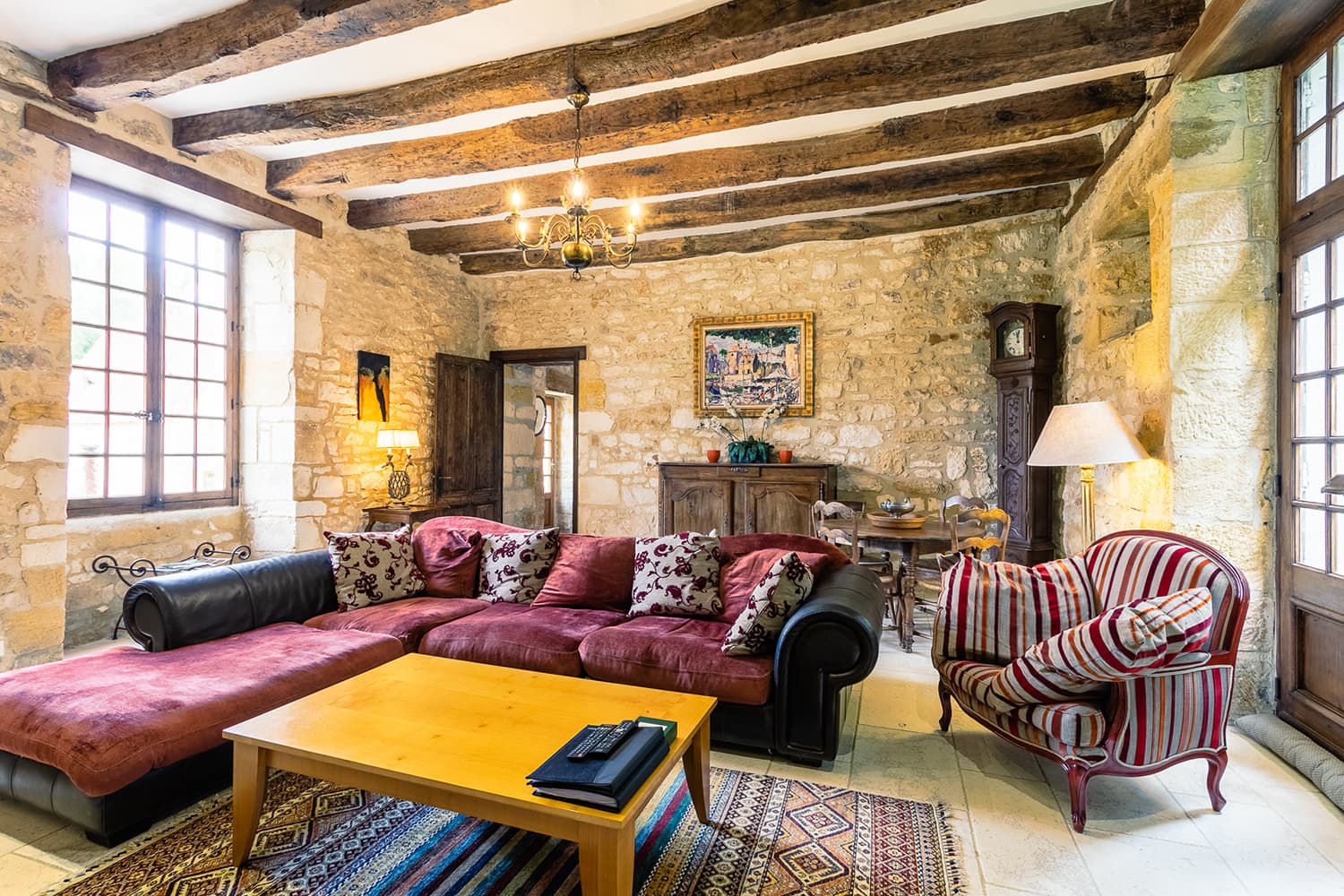 Living room | Holiday home in Nouvelle-Aquitaine