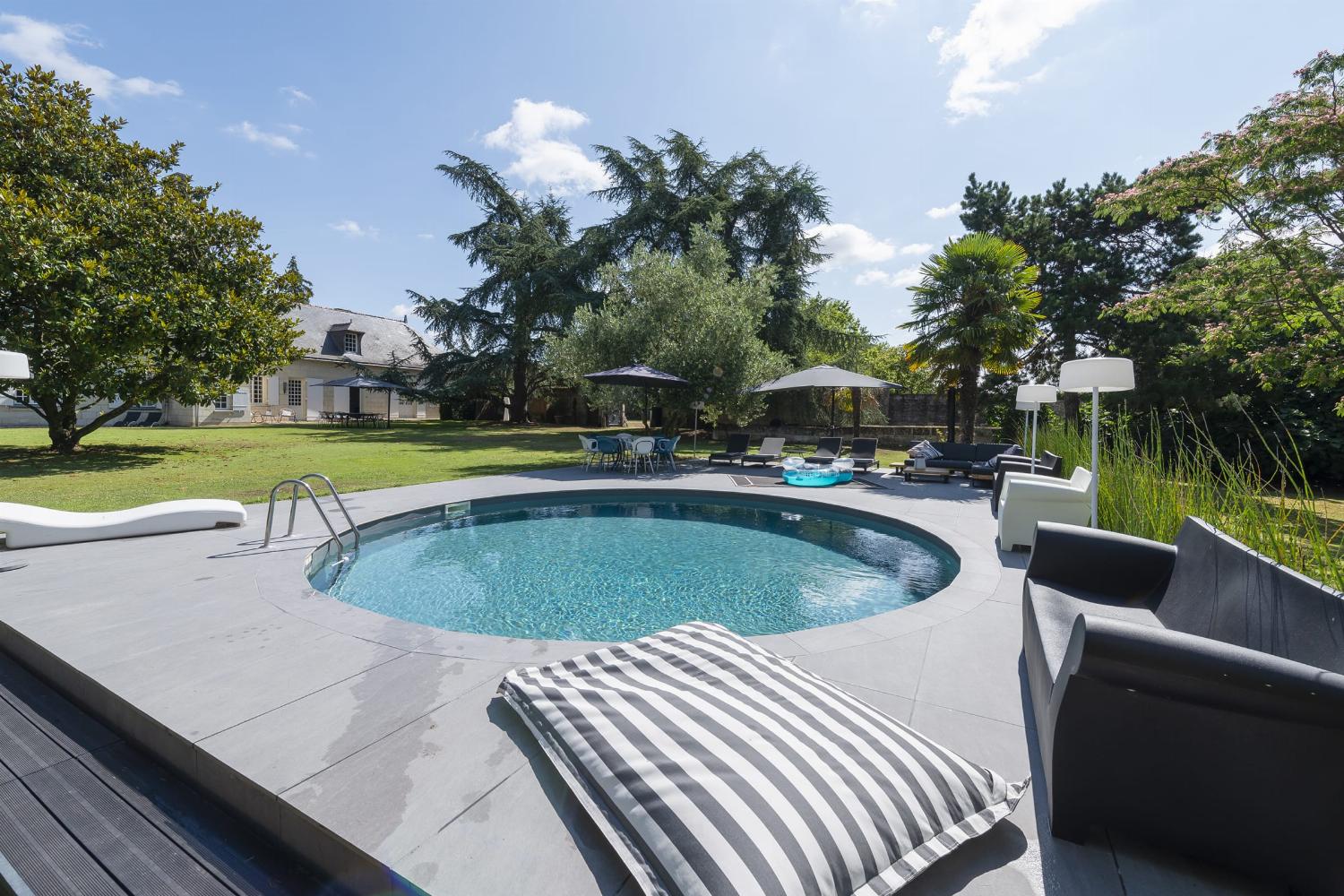 Piscine privée | Château de vacances en Val de Loire