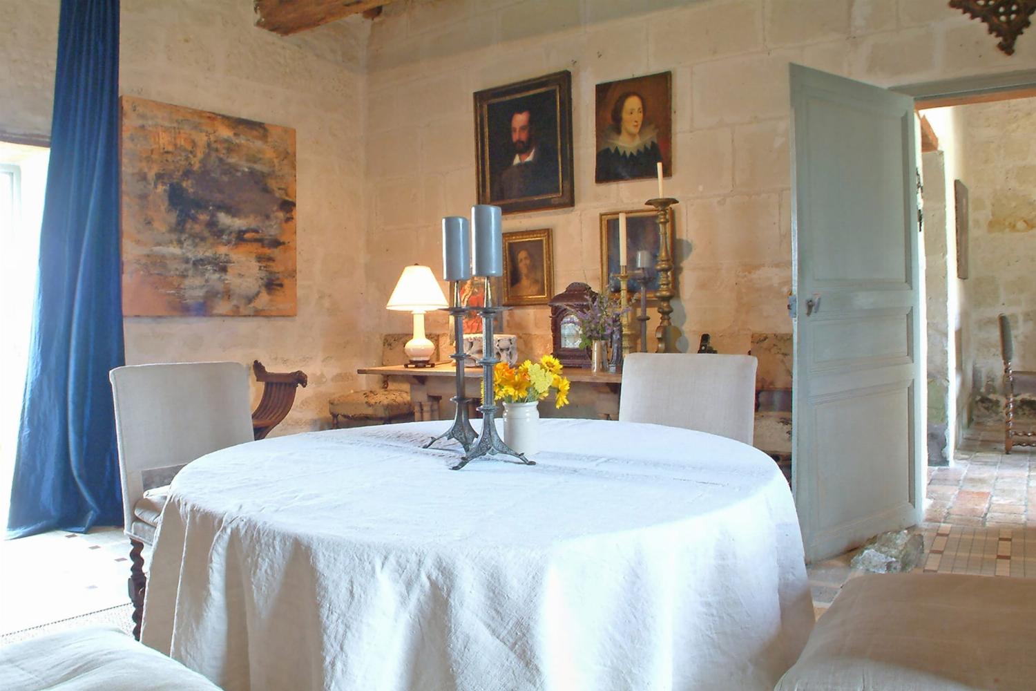 Dining room | Rental apartment in Maine-et-Loire