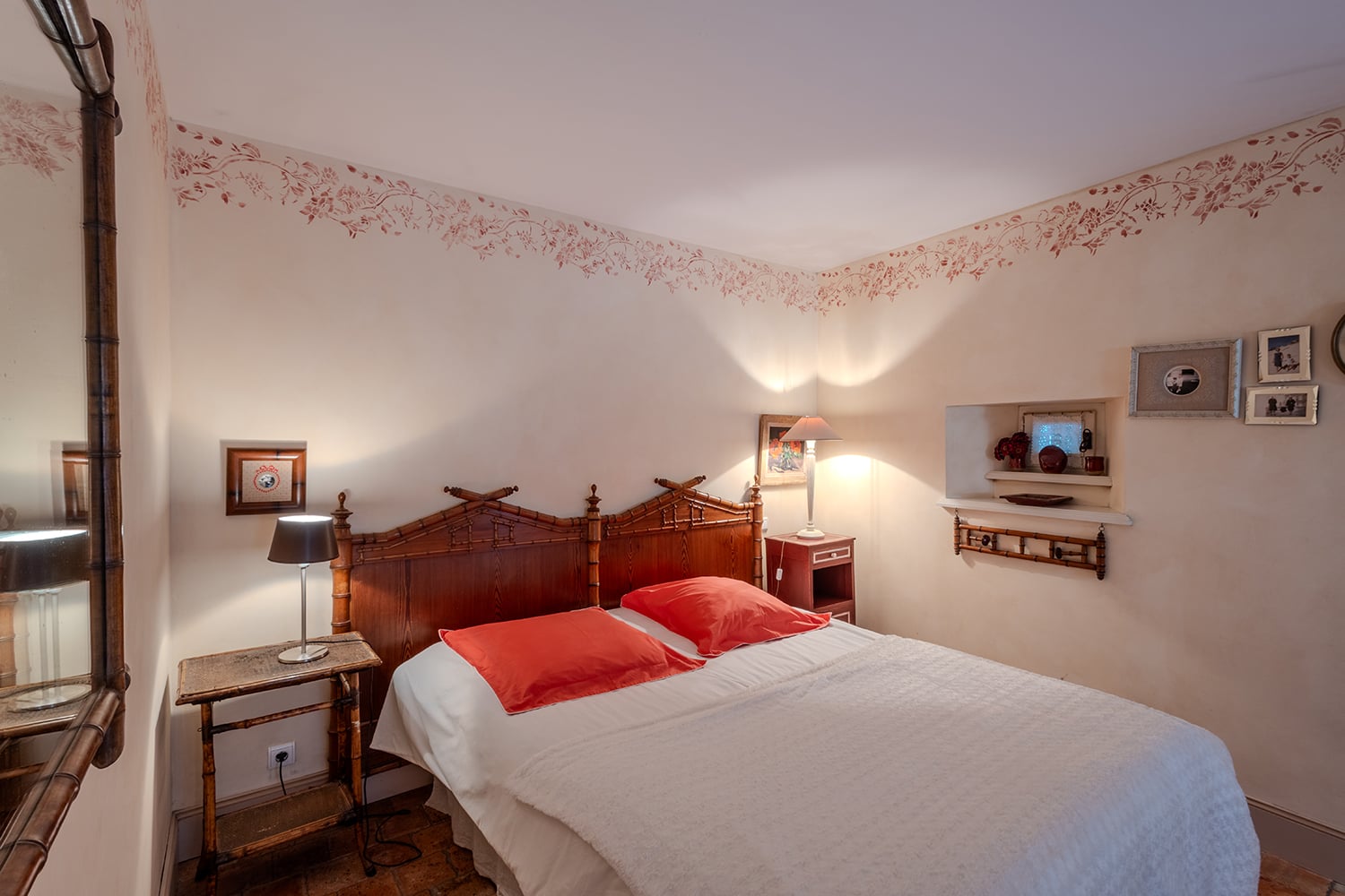 Bedroom | Self catering apartment in Pays de la Loire Bedroom | Self catering apartment in Pays de la Loire
