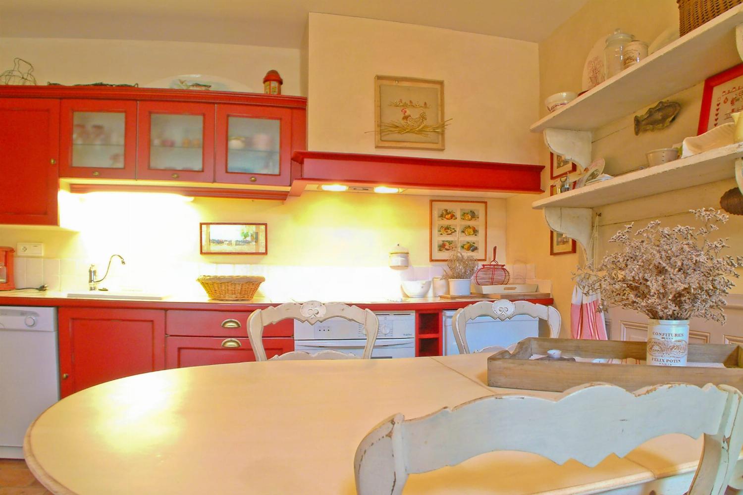 Kitchen | Self-catering apartment in Pays de la Loire