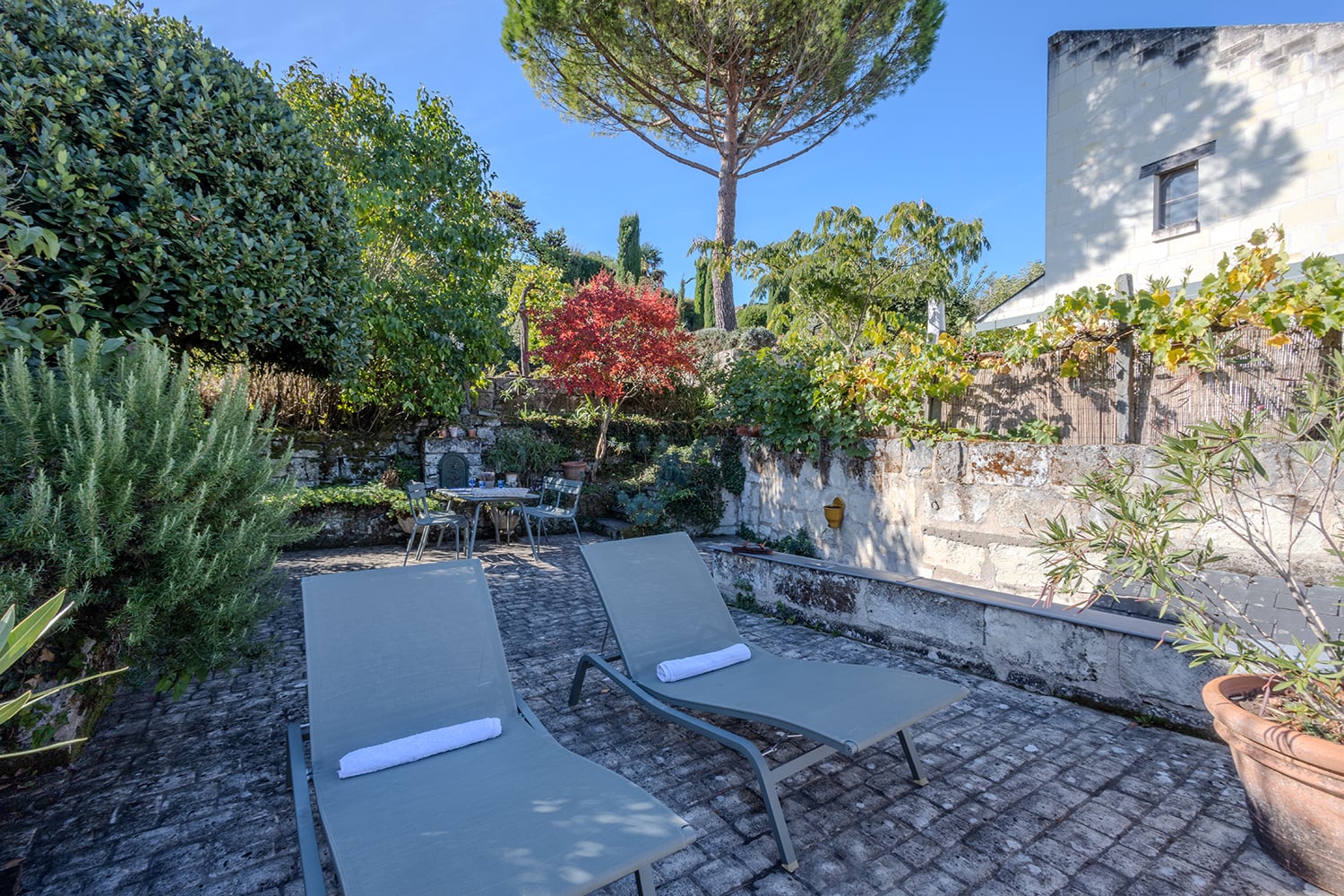 Terrace | Rental home in Pays de la Loire