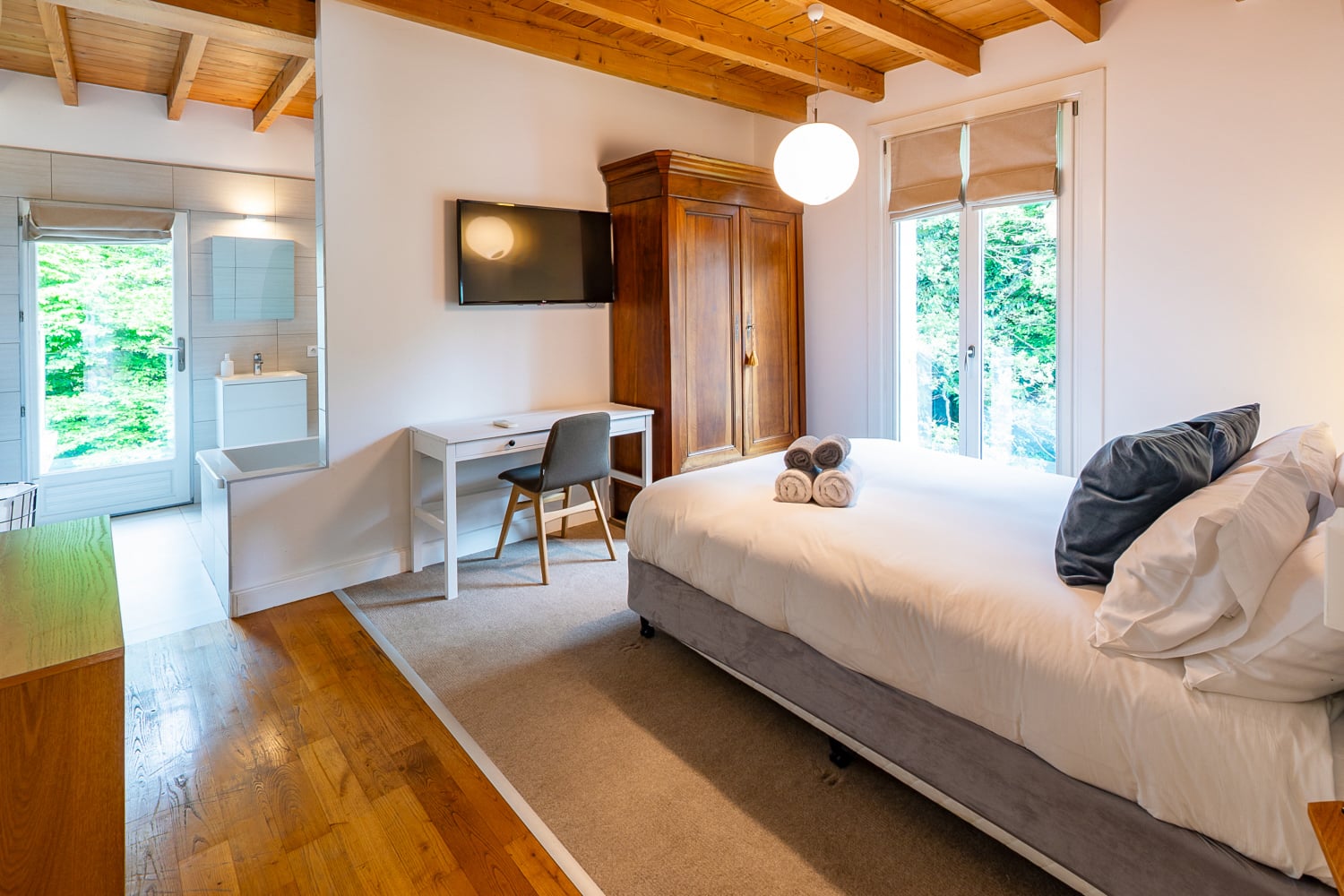 Bedroom | Self-catering home in Auvergne-Rhône-Alpes