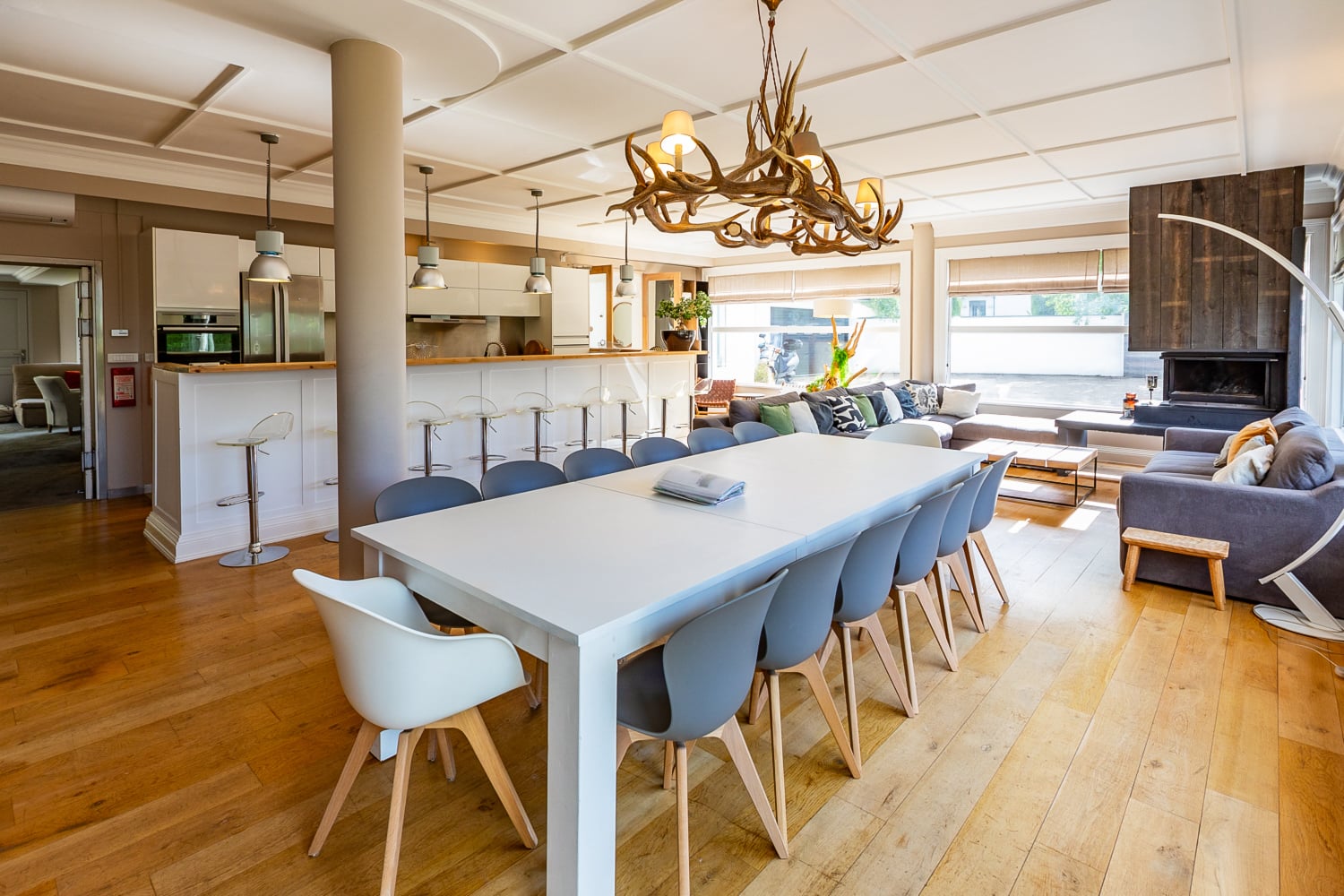 Dining room | Self-catering home in Auvergne-Rhône-Alpes