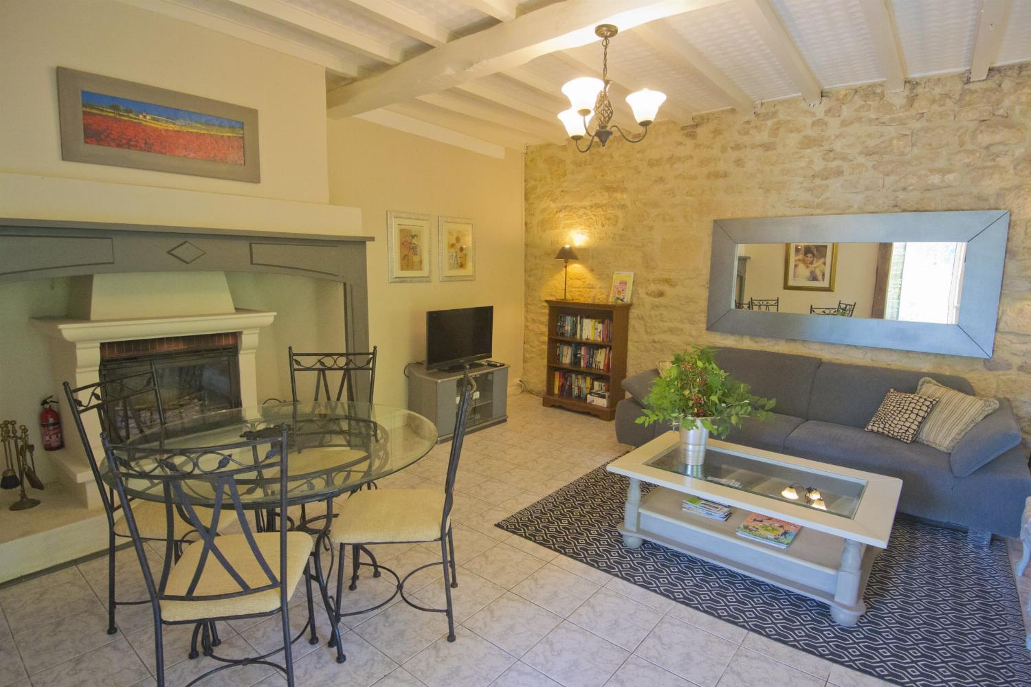 Living room | Holiday home in Lot-et-Garonne