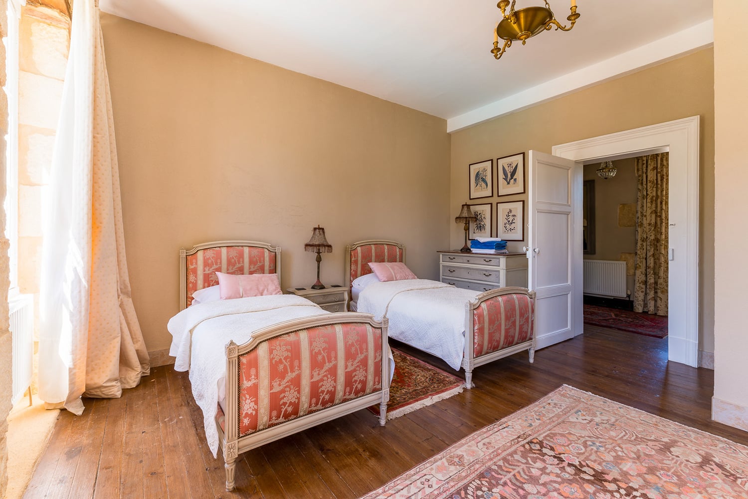 Bedroom | Rental home in Nouvelle-Aquitaine