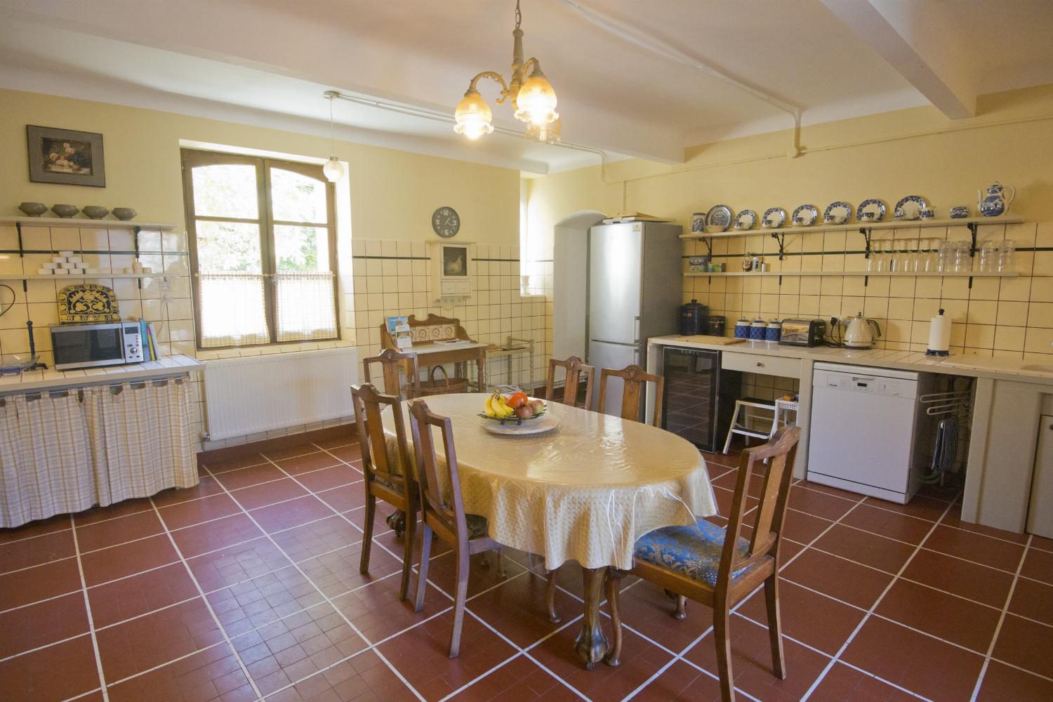 Kitchen | Rental home in Nouvelle-Aquitaine