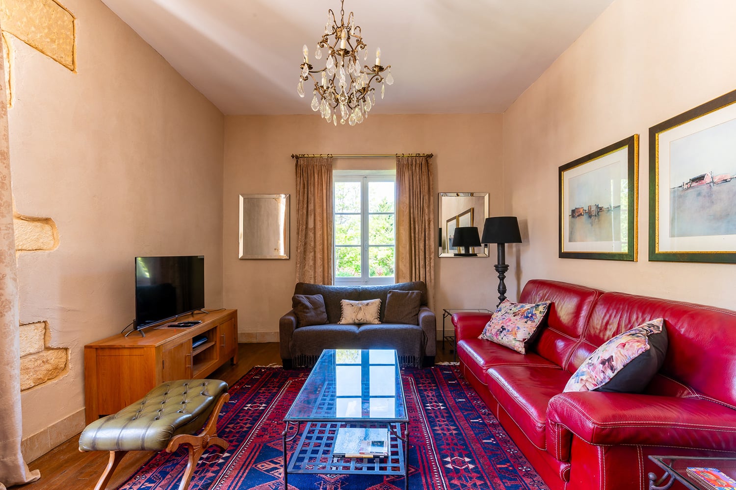 Sitting room | Rental home in Nouvelle-Aquitaine