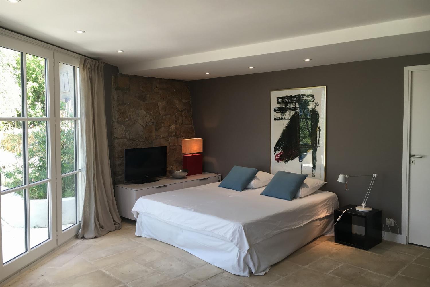Bedroom | Holiday accommodation in Provence