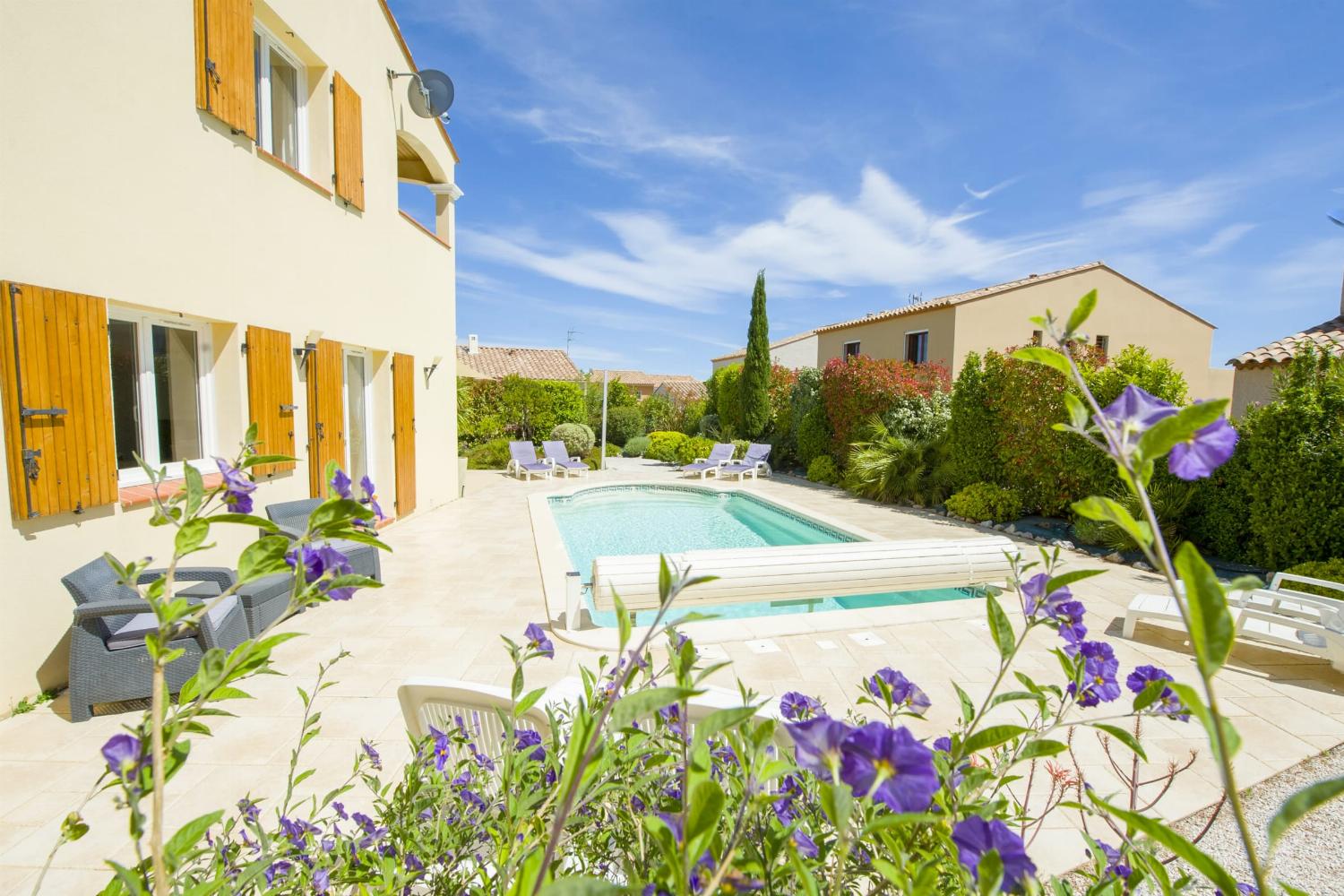 Holiday villa in the South of France with private heated pool