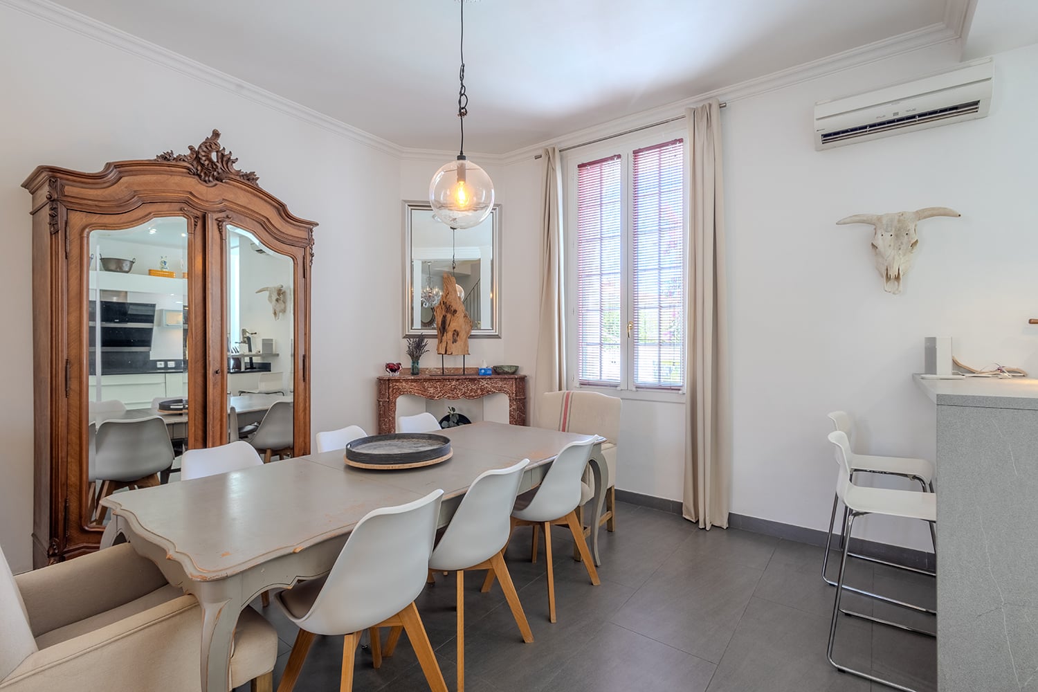 Dining room | Rental home in Narbonne Dining room | Rental home in Narbonne
