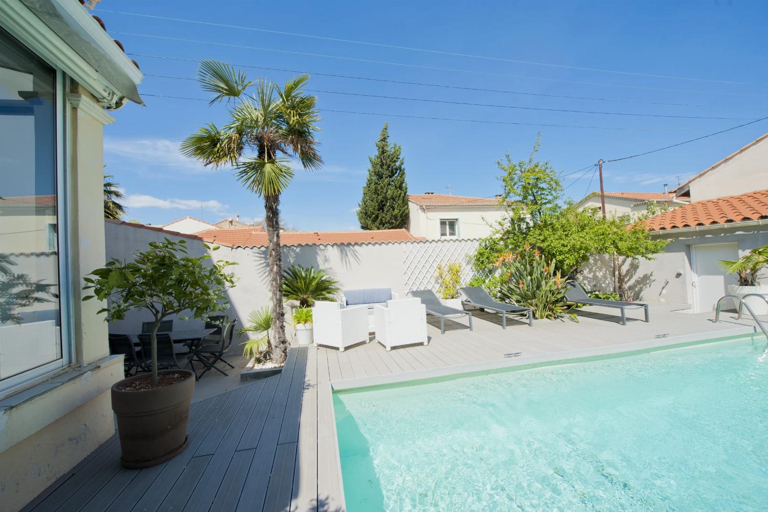Private pool
