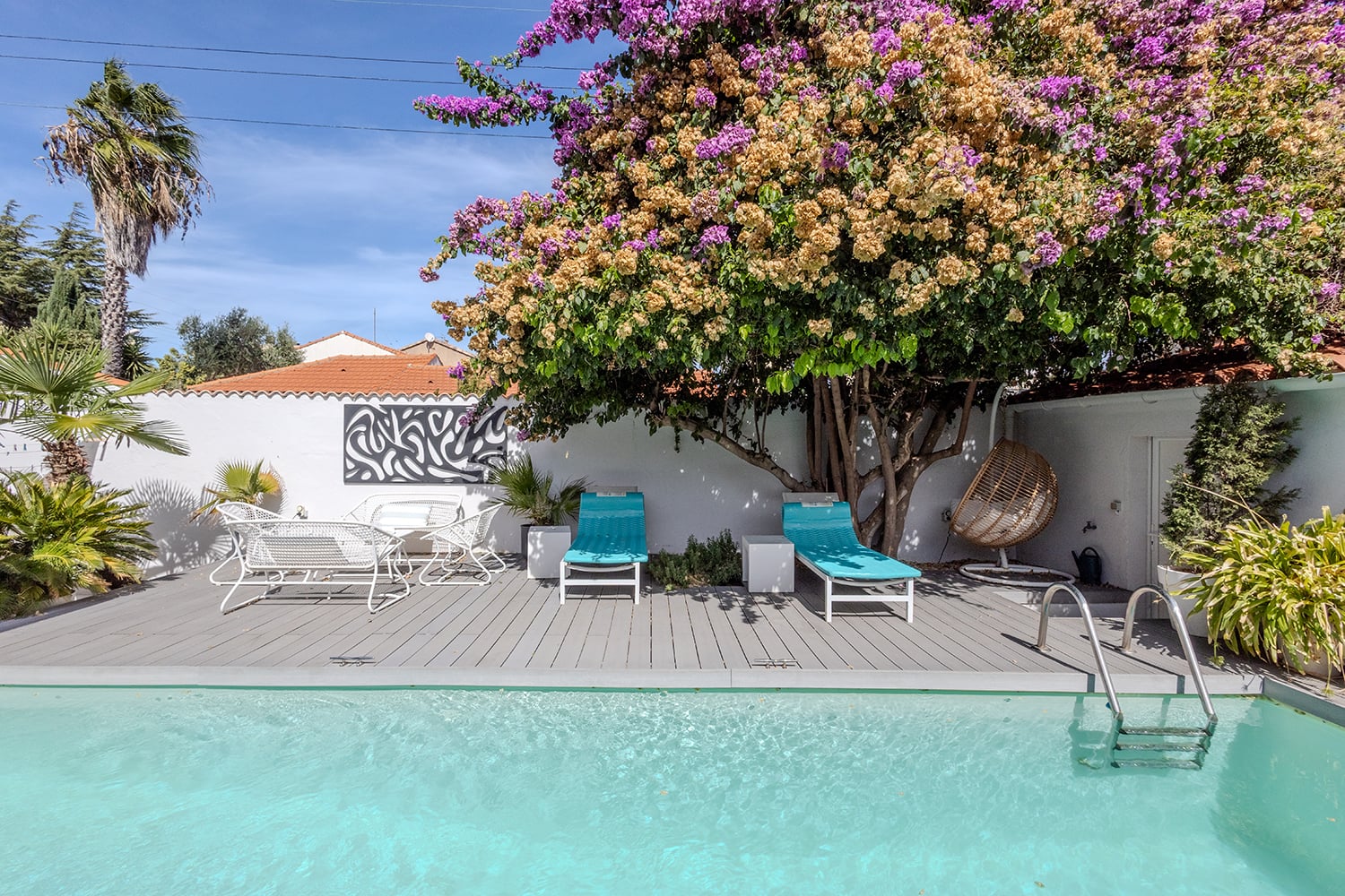 Private pool Private pool
